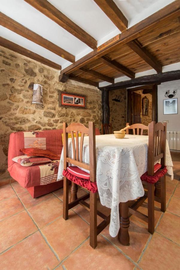 Apartamento Casa Petra Miranda del Castañar Exterior foto